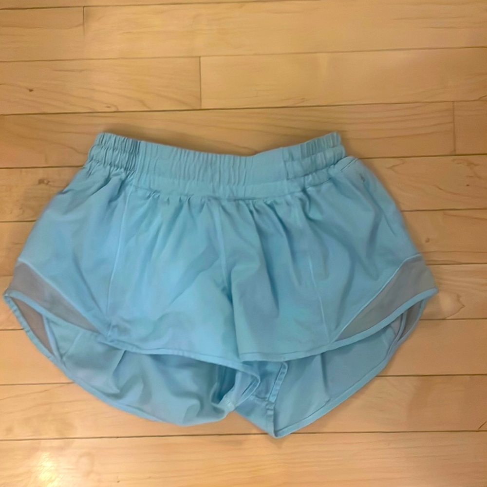 Lululemon hotty hot shorts!